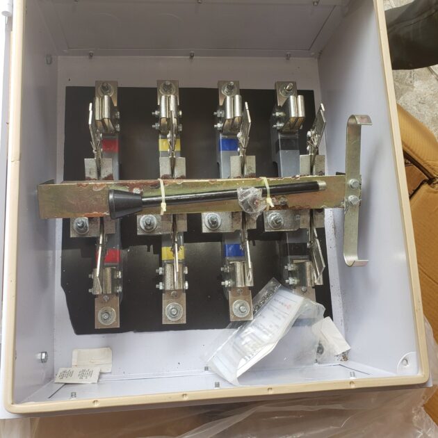 200ampschange over switch HPL - Image 2