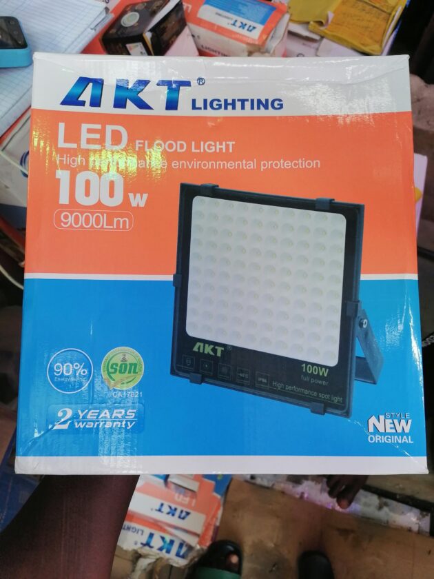 100watt A.K.T flood light - Image 2
