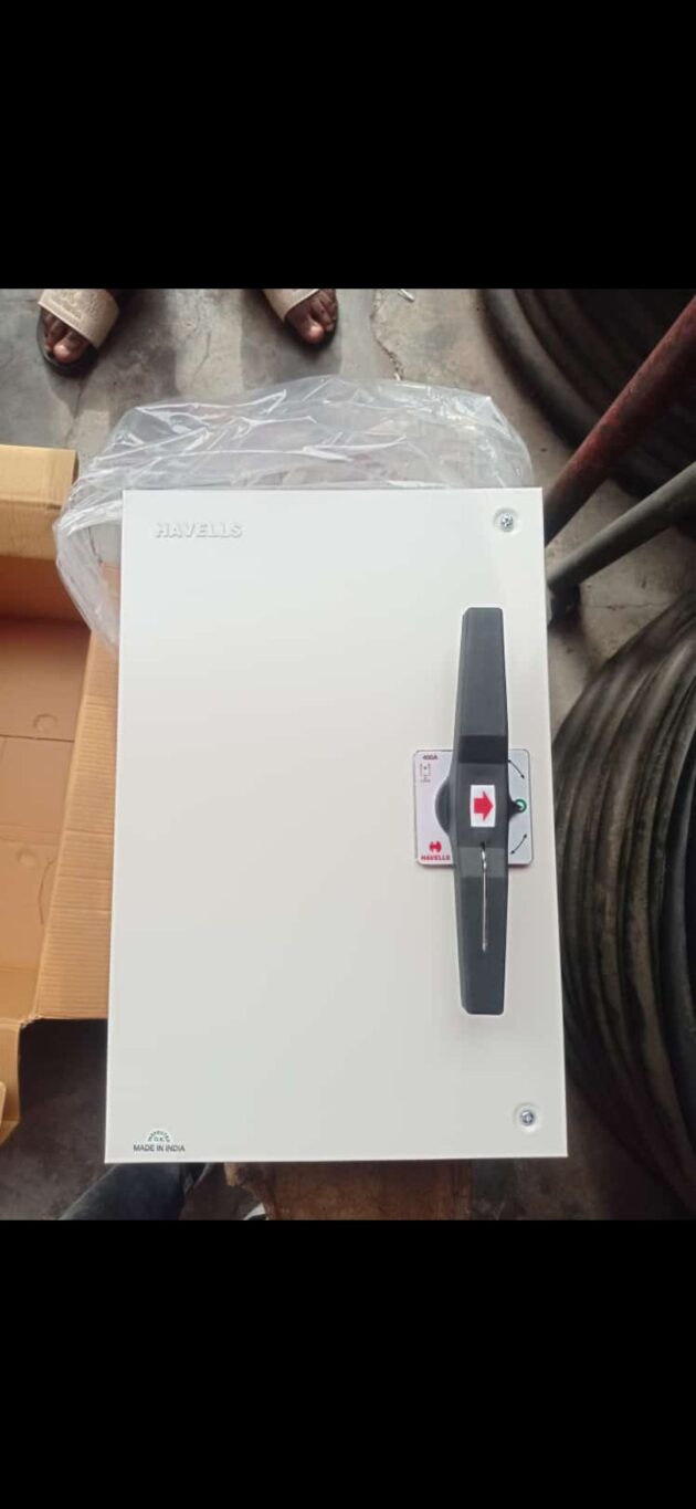 400amps Havell's change over switch - Image 2
